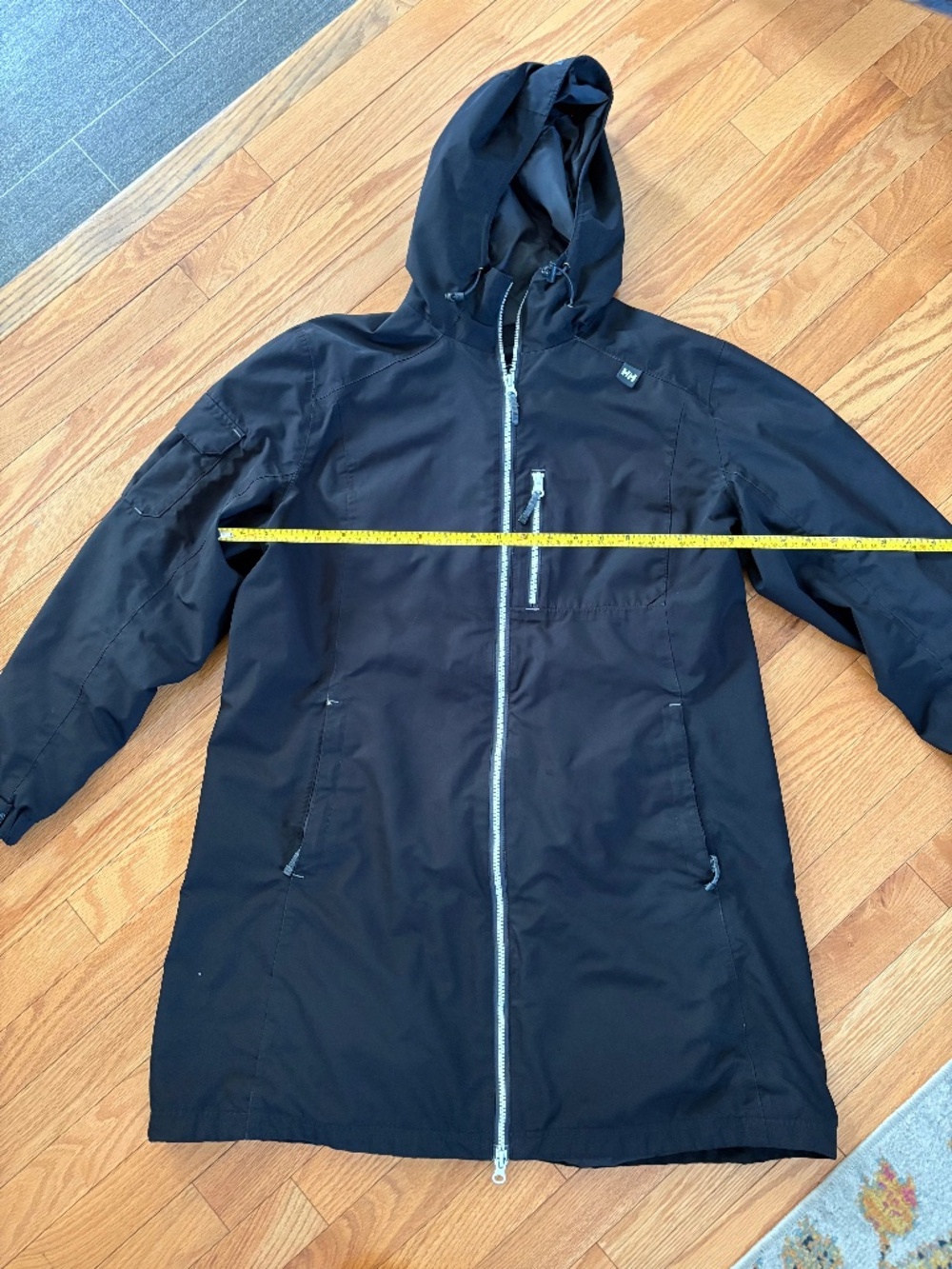 Helly Hansen Black Long Hooded Jacket XL – Women’s